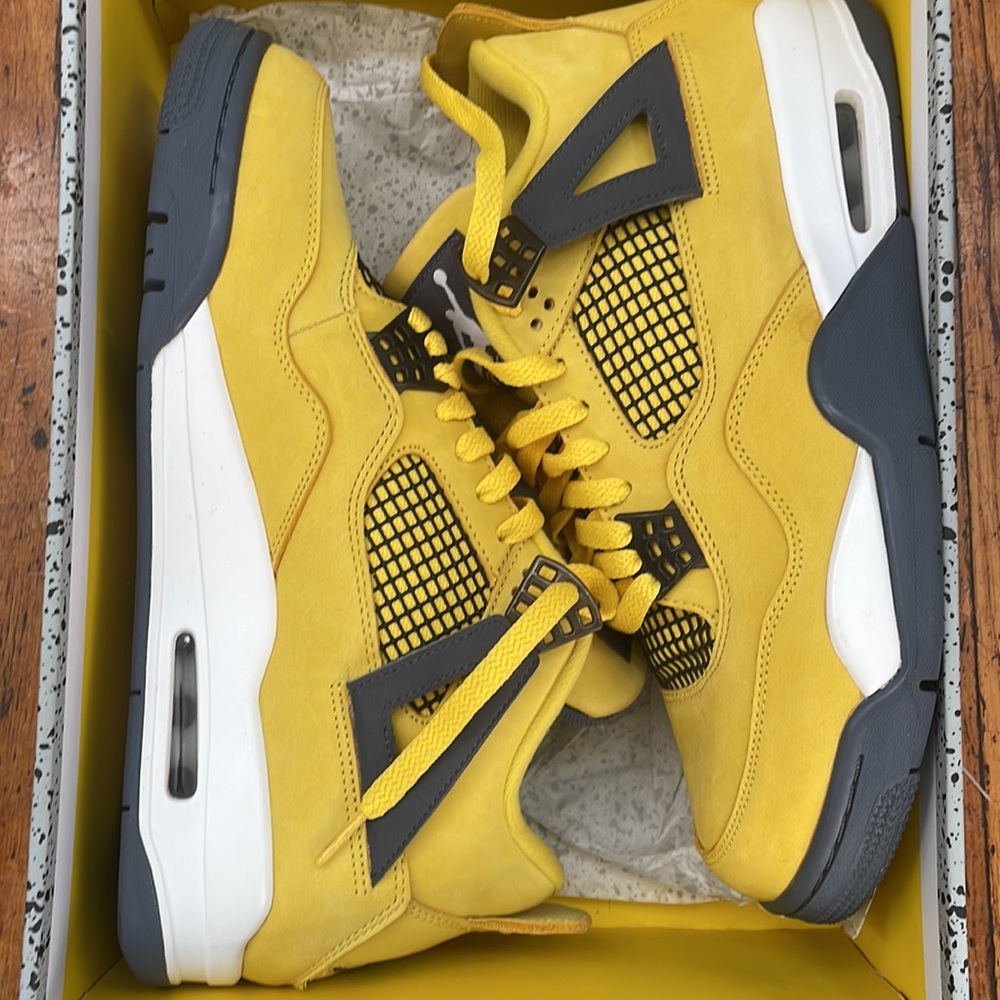 Jordan Lightning 4 Size 11